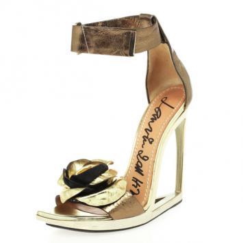 Lanvin Frame Wedge Metallic Leather Flower Embellished Sandals Size 36
