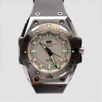 Pre Owned Linde Werdelin White Elemental Stainless Steel Mens Wristwatch 48 MM