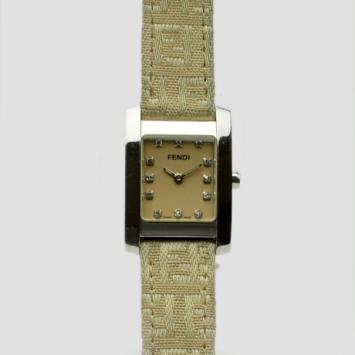 Fendi Classico 7080 Womens Wristwatch 31 MM