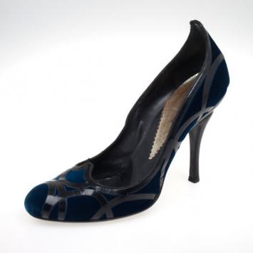 Emporio Armani Blue Velvet Round Toe Pumps Size 40.5