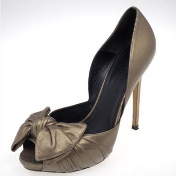 Alexander McQueen Bronze Metallic Bow D'orsay Pumps Size 38.5