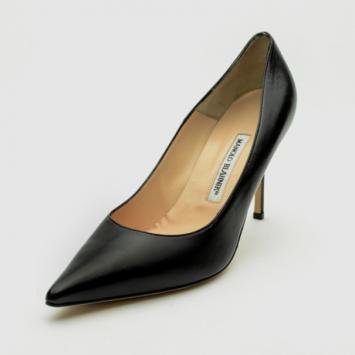 Manolo Blahnik Black Leather Pointed Toe Pumps Size 40