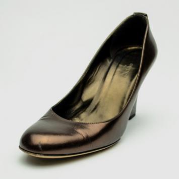 Gucci Brown Metallic 'Charlene' Wedges Size 38