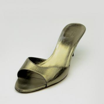 Gucci Bronze Leather Bamboo Heel Mules Size 38.5
