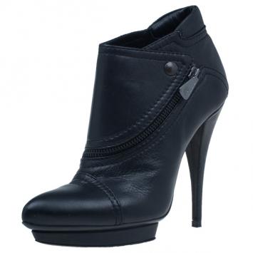 McQ by Alexander McQueen Black Leather Ankle Boots Size 38