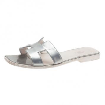 Hermes Silver Leather Oran Box Sandals Size 39.5