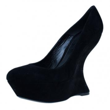 Alexander McQueen Black Suede Armadillo Wedge Pumps Size 41