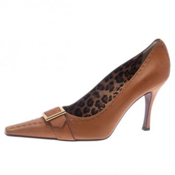 Dolce and Gabbana Beige Leather Pointed Toe Buckle Pumps Size 39.5