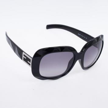 Fendi Black Oversize Square Woman Sunglasses