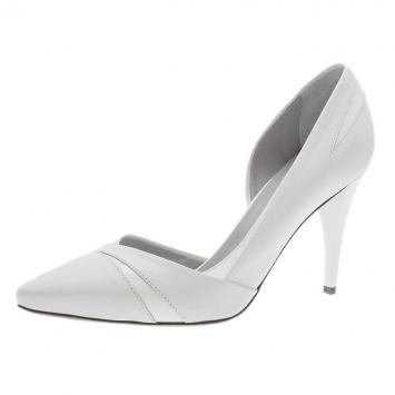 McQ by Alexander McQueen White Leather Lex D'orsay Pumps Size 39