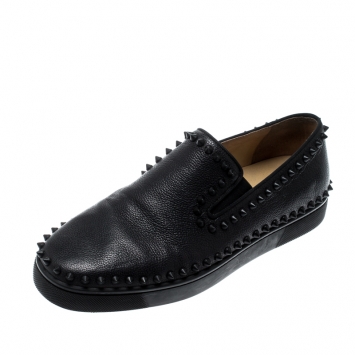 مملوكة مسبقًا Christian Louboutin Black Leather Spike Pik Boat Slip On Sneakers Size 42.5