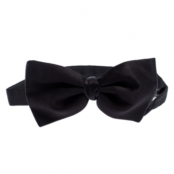 Pre Owned Ermenegildo Zegna Black Silk Classic Bow Tie