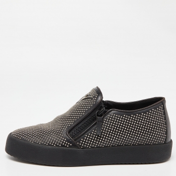 Pre Owned Giuseppe Zanotti Black Studded Leather Eve Slip On Sneakers Size 43