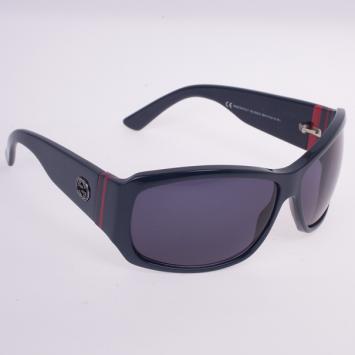 مملوكة مسبقًا Gucci Navy GG Web Detail Sunglasses