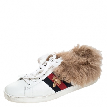 Pre Owned Gucci White Leather and Fur Ace Embroidered Bee Low Top Sneaker Size 42