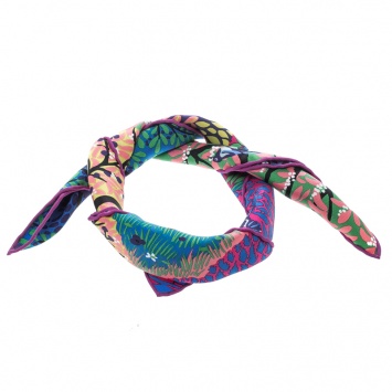 Pre Owned Hermes Multicolor Dans un Jardin Anglais Printed Silk Pocket Square