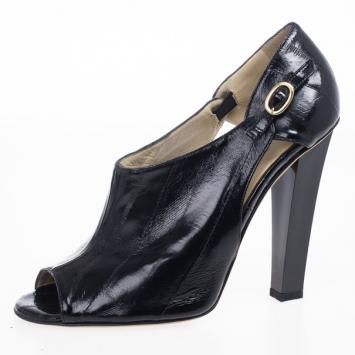 مملوكة مسبقًا Jimmy Choo Black Patent Peep Toe Ankle Booties Size 37
