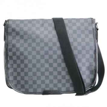 Pre Owned Louis Vuitton Damier Graphite Daniel Messenger Bag GM