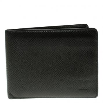 Pre Owned Louis Vuitton Black Taiga Leather Bifold Wallet