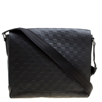 Pre Owned Louis Vuitton Onyx Damier Infini Leather District MM Bag