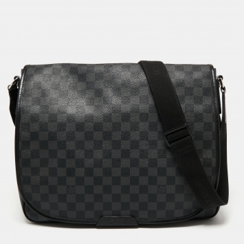 Pre Owned Louis Vuitton Damier Graphite District GM Bag