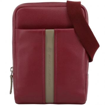 Pre Owned Piquadro Red Leather Messenger Bag