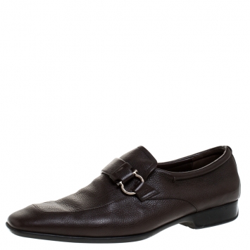 مملوكة مسبقًا Salvatore Ferragamo Brown Leather Gancini Loafers Size 41.5