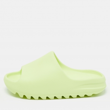 Pre Owned Yeezy x Adidas Neon Green Rubber Glow Green Slides Size 40.5