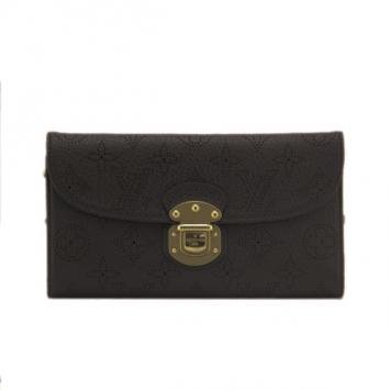 Pre Owned Louis Vuitton Amelia Mahina Wallet