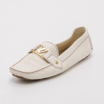 Pre Owned Louis Vuitton Cream Calf Leather Monte Carlo Driving Loafers Size 39