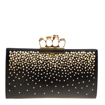 Pre Owned Alexander McQueen Black Leather Studded Skull Knuckle Clutch