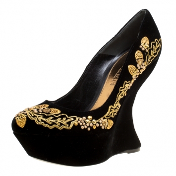 Pre Owned Alexander McQueen Black Embroidered Velvet Hamlet Wedge Platform Pumps Size 38.5