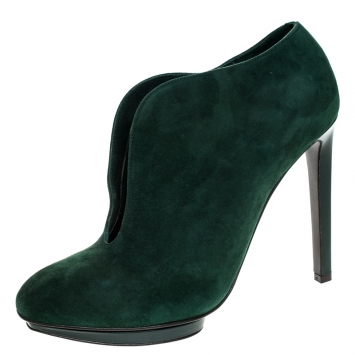 Pre Owned Alexander McQueen Green Suede V Cut Ankle Booties Size 39