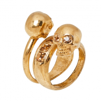 Pre Owned Alexander McQueen Twin Skull Motif Crystal Gold Tone Spiral Ring Size 54.5