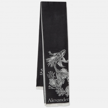 Pre Owned Alexander McQueen Black Skull Intarsia Wool Fringed Scarf