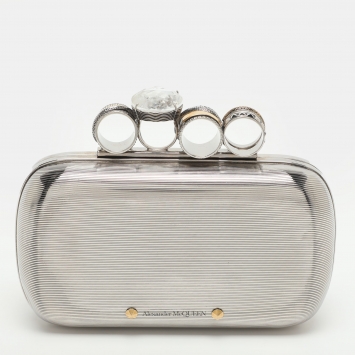 مملوكة مسبقًا Alexander McQueen Knuckle Silver Tone Metal Clutch