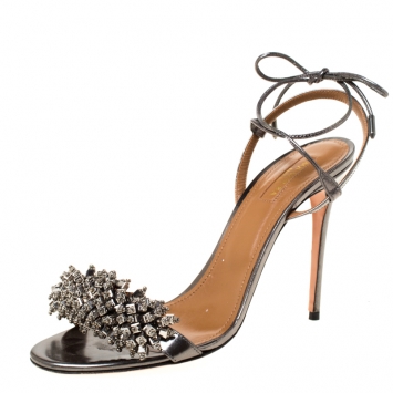 مملوكة مسبقًا Aquazzura Metallic Grey Leather Embellished Ankle Wrap Open Toe Sandals Size 40