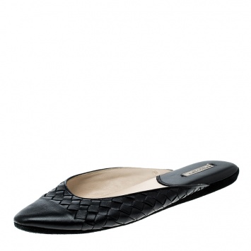 Pre Owned Bottega Veneta Black Intrecciato Leather Flat Slippers Size 39