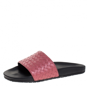 Pre Owned Bottega Veneta Black/Old Rose Intrecciato Leather Lake Slide Flats Size 39