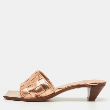مملوكة مسبقًا Bottega Veneta Rose Gold Intrecciato Leather Square Toe Slide Sandals Size 36