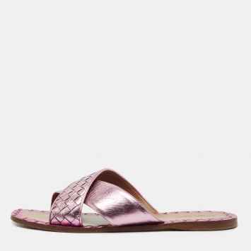 مملوكة مسبقًا Bottega Veneta Metallic Purple Intrecciato Leather Ravello Flat Slides Size 41