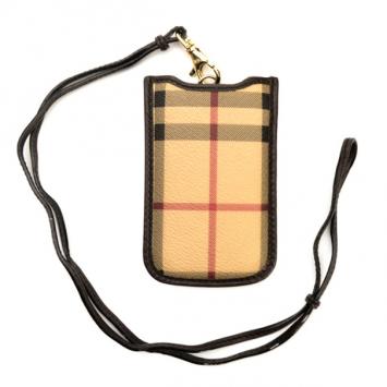 Pre Owned Burberry Nova Check Blackberry Case With Bag Link