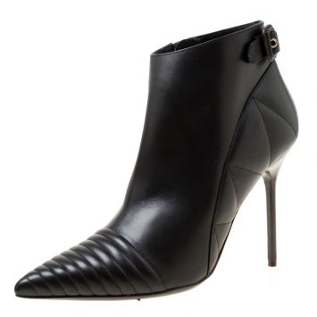 Pre Owned Burberry Black Quilted Leather Alexandra Pointed Toe Ankle Boots Size 40