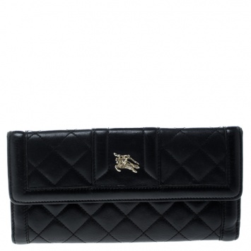 Pre Owned Burberry Black Quilted Leather Wallet