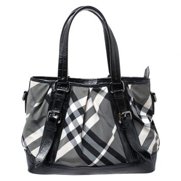 Pre Owned Burberry Black/Grey Beat Check Canvas and Patent Leather Lowry Tote
