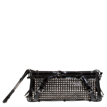 Pre Owned Burberry Black Patent Leather Hyde Studded Wristlet Clutch