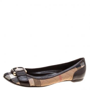 Pre Owned Burberry Beige Quilted Novacheck Canvas and Leather Buckle Detail Ballet Flats Size 38.5