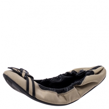 Pre Owned Burberry Khaki Canvas Buckle Detail Scrunch Ballet Flats Size 39
