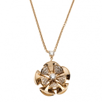 Pre Owned Bvlgari Diva's Dream Diamond 18k Rose Gold Flower Pendant Necklace