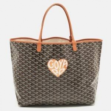 Calvin Klein     Totes